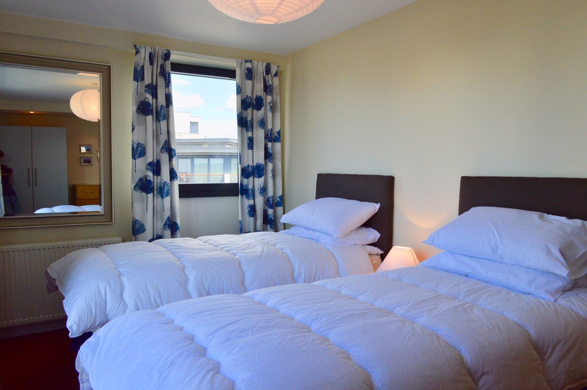 3 Bedroom Canal-Side Apartment Sleeps 6 Edimburgo Exterior foto